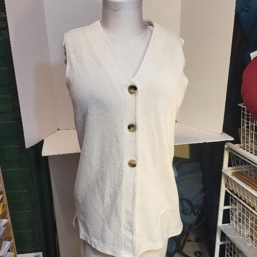 Express White matching Blouse and skirt